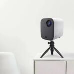 ⁦بروجيكتور شاومي Mini DLP محمول بدقة 1080P فل إتش دي وصوت محيطي⁩ - الصورة ⁦5⁩