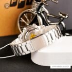 ⁦ساعة Casio AMW-880D-2A2VDF – أناقة عملية ببطارية تدوم طويلًا .⁩ - الصورة ⁦4⁩
