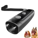 ⁦طارد الكلاب Ultrasonic Dog PU60 ، بالموجات فوق الصوتية ، قابل لاعادة الشحن ، جهاز ضروري محمول بالجيب سواء كان لك او لابنك فإنه يحميك و يمنع من مهاجمة الكلاب السائبة لك⁩ - الصورة ⁦2⁩