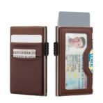 ⁦حامل بطاقات فائق النحافة بحماية RFID ونافذة هوية شفافة⁩ - الصورة ⁦2⁩