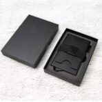 ⁦محفظة بطاقات الألومنيوم الرفيعة 2026 بحماية RFID وزر ضغط ذكي⁩ - الصورة ⁦8⁩