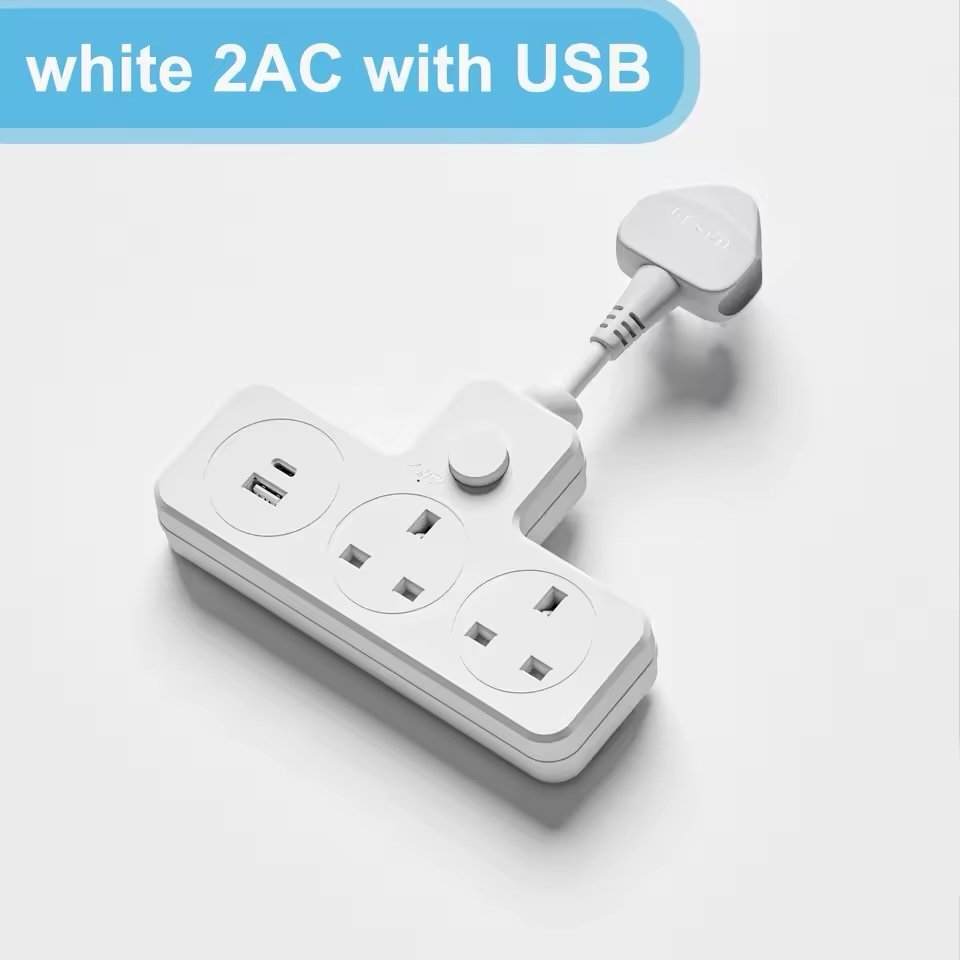 img_8119.jpeg مقبس كهربائي ثنائي الاتجاه مع USB من ليبويل – شحن سريع PD 20W، حماية كاملة، قدرة 3250 واط - الصورة 1